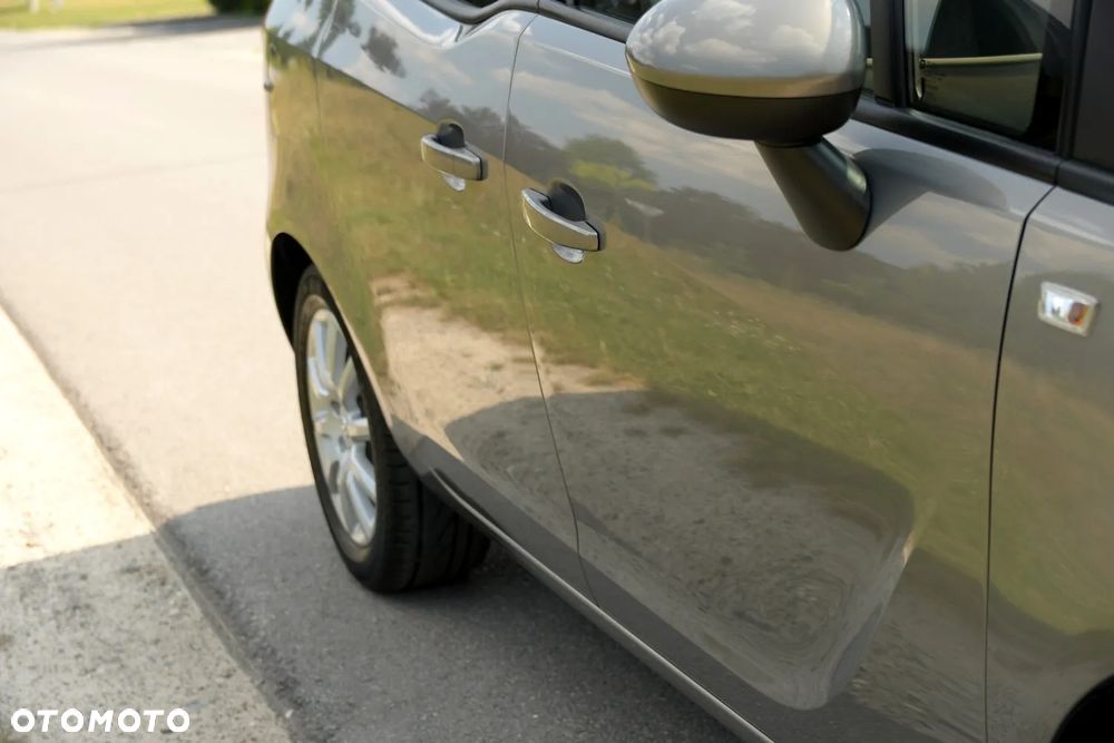 Opel Meriva - 14