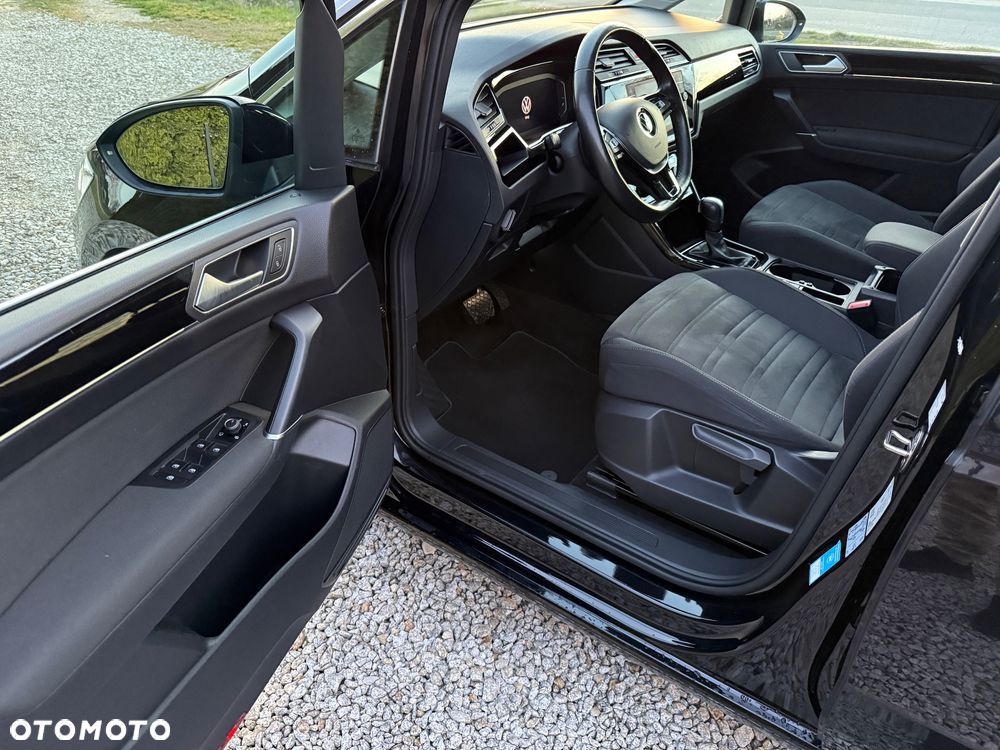 Volkswagen Touran 2.0 TDI SCR DSG Highline - 15
