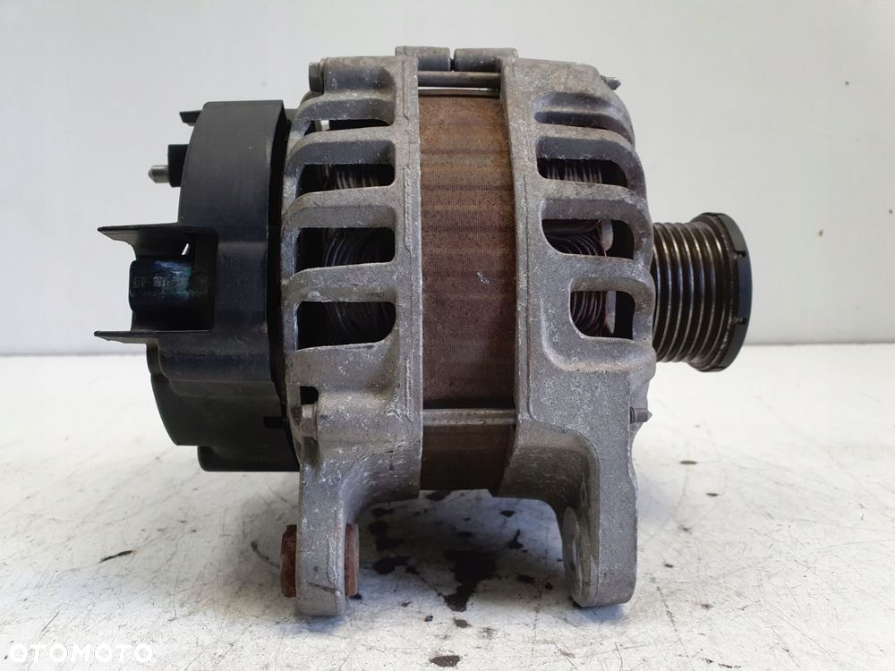 ALTERNATOR Dacia Duster II 1.0 TCe _ 231006677R valeo Alternator Oryginał - 6