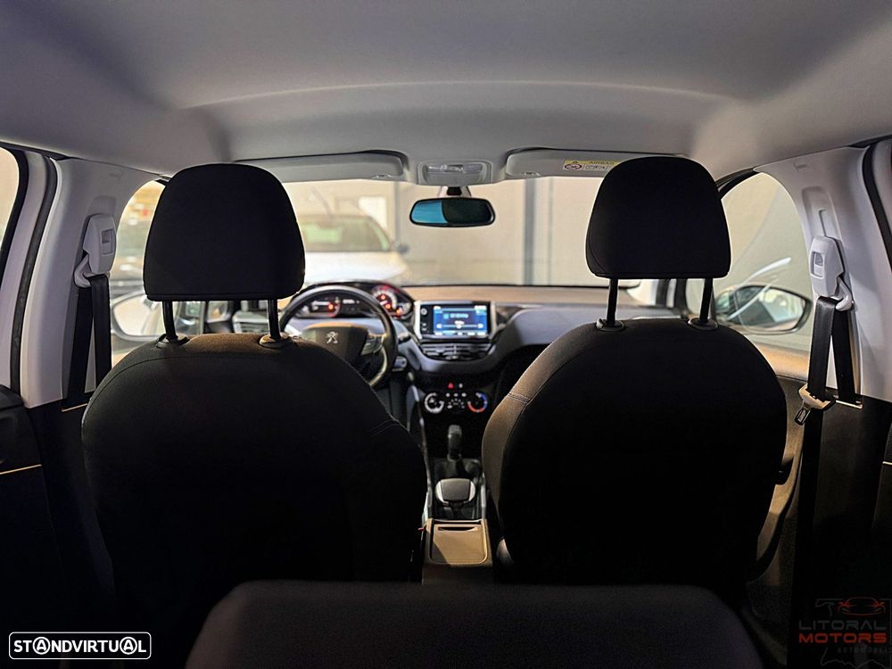Peugeot 2008 1.2 PureTech Style - 11