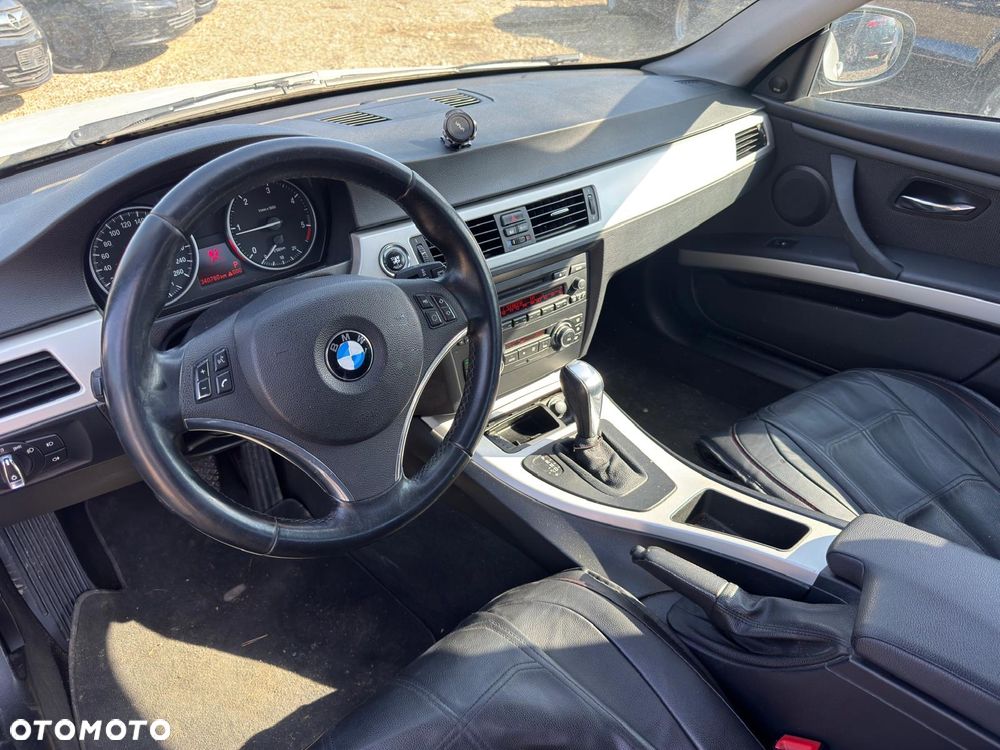 BMW Seria 3 320d - 5