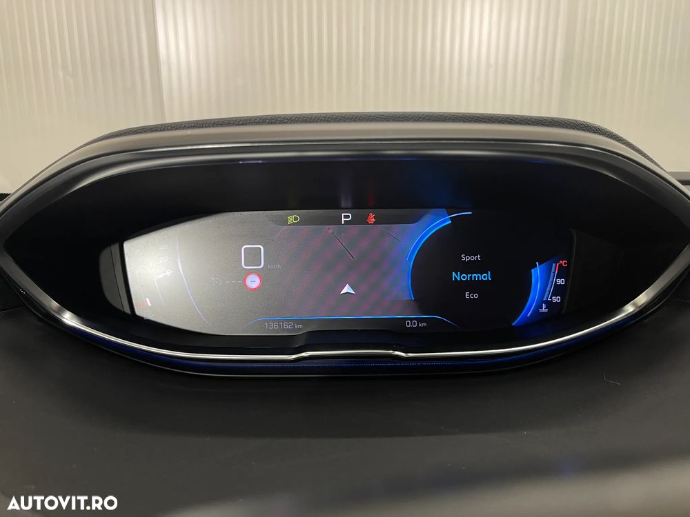 Peugeot 5008 1.5L BlueHDI EAT8 S&S Active Pack - 32