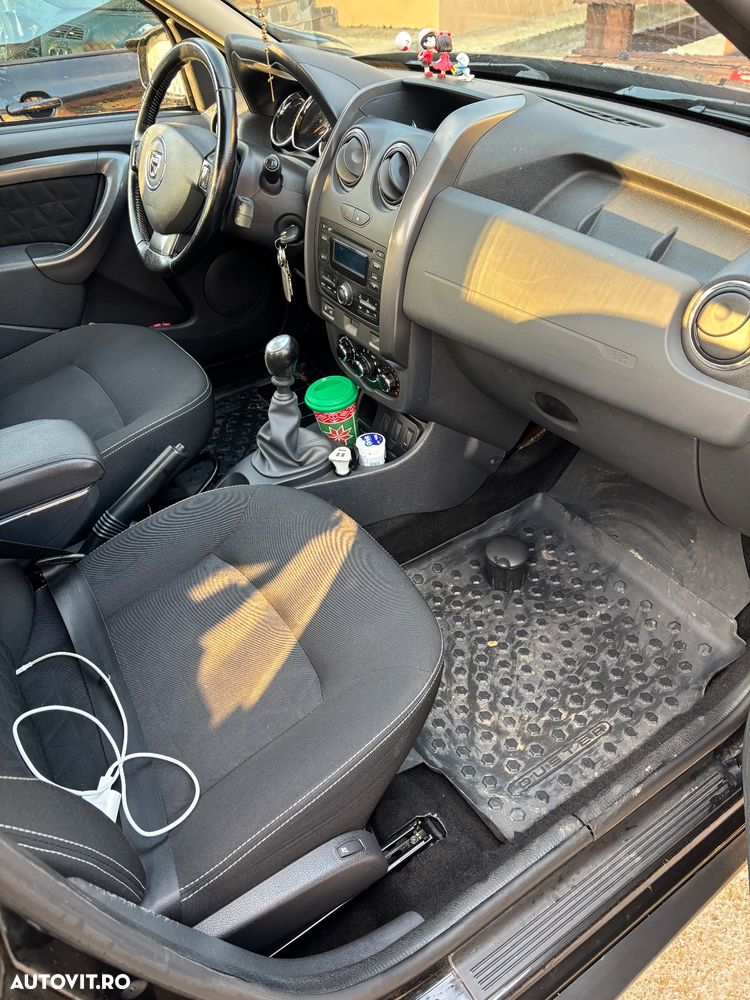 Dacia Duster 1.2 TCe 4x2 Laureate - 2