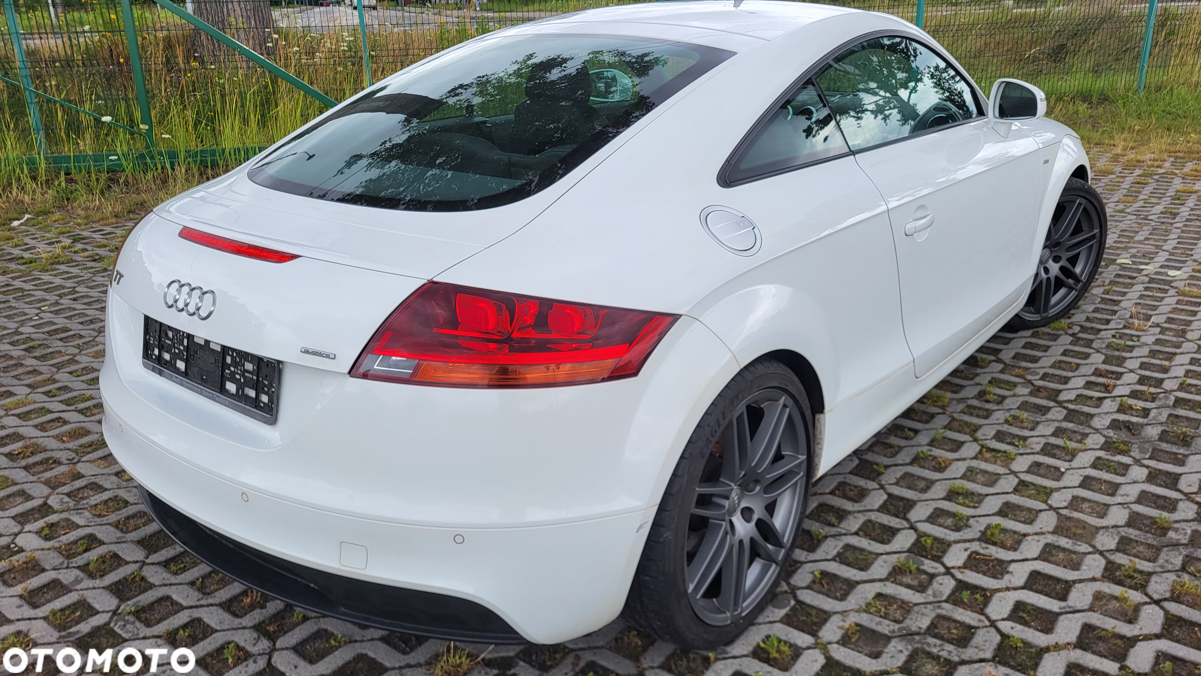 Audi TT Coupé 2.0 TDI Quattro - 15