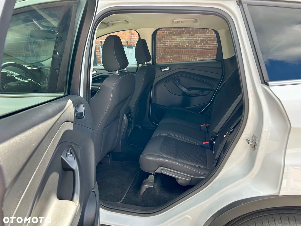 Ford Kuga - 20