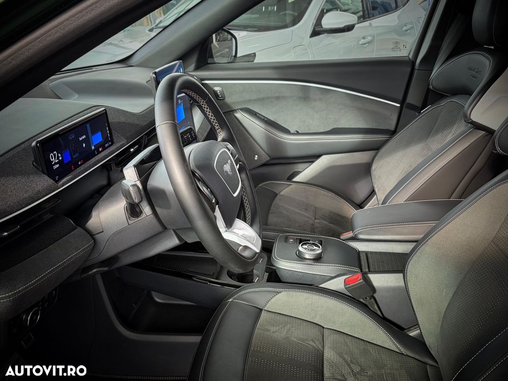 Ford Mustang Mach-E AWD GT RALLY - 18