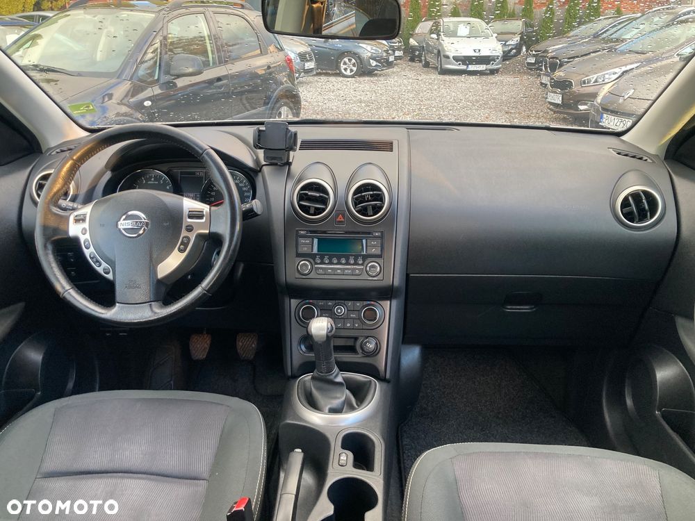 Nissan Qashqai 1.6 Visia - 12