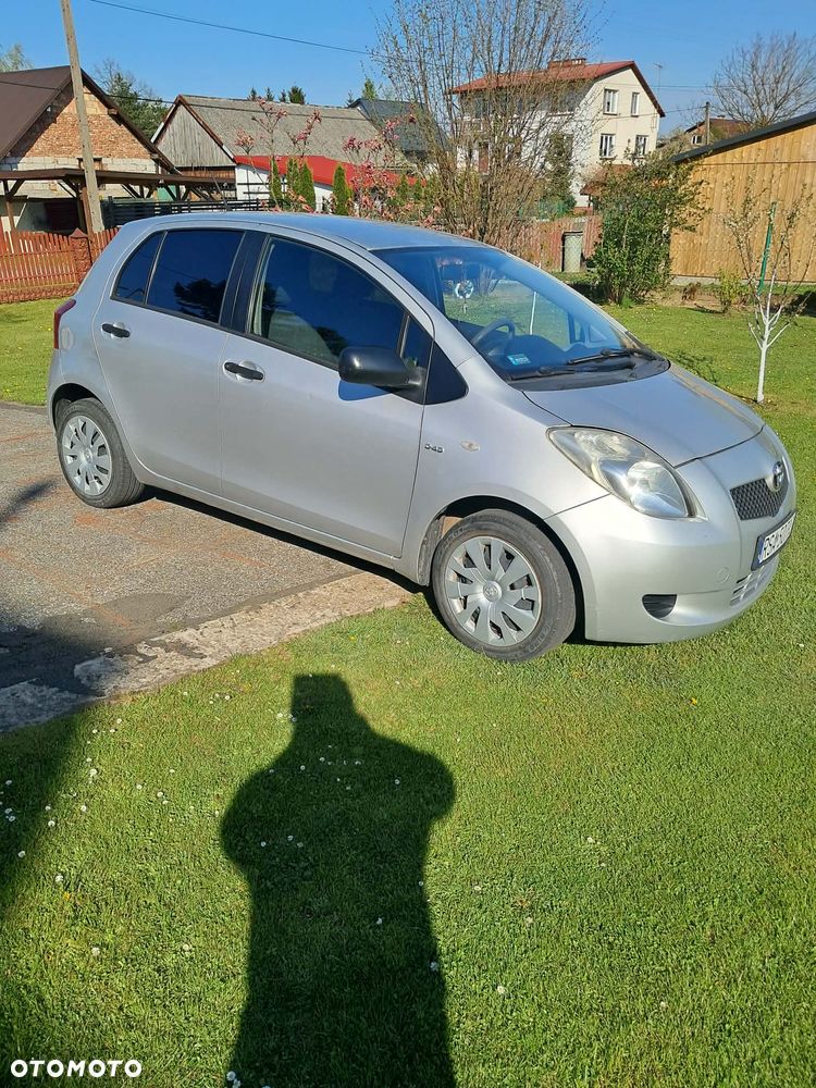 Toyota Yaris 1.4 D-4D Luna - 4