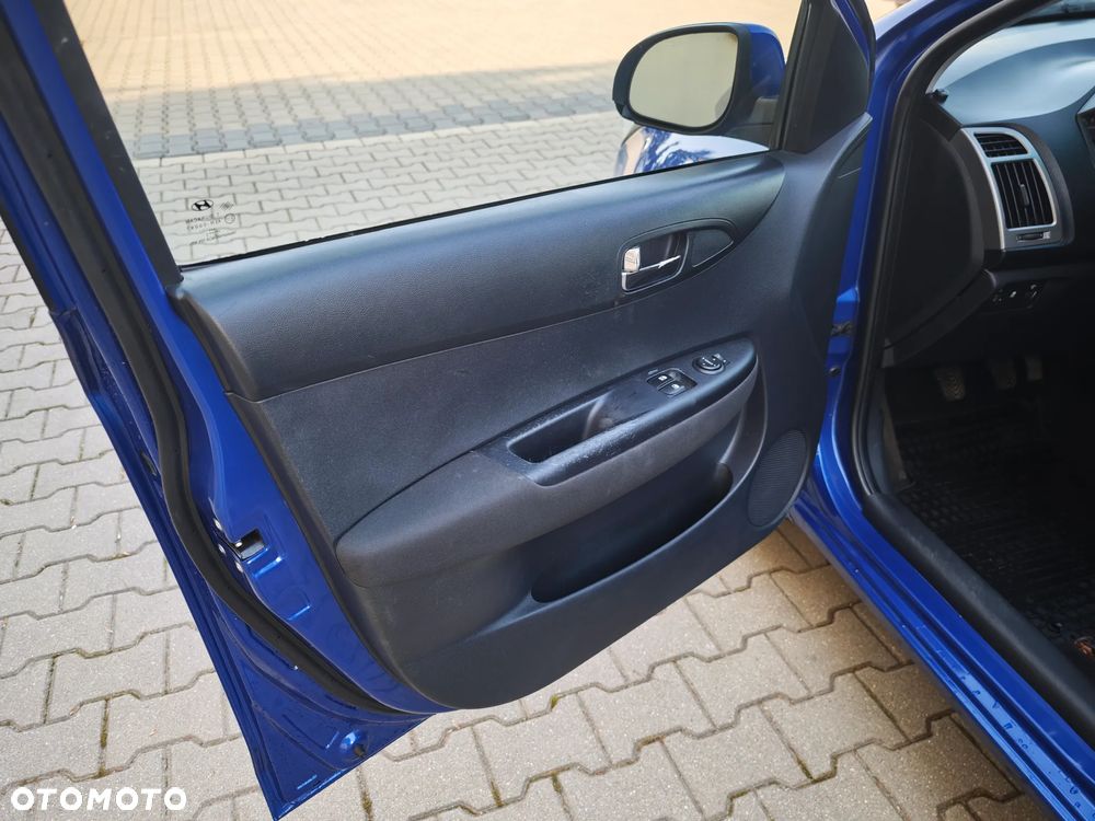 Hyundai i20 1.2 YES Plus - 12