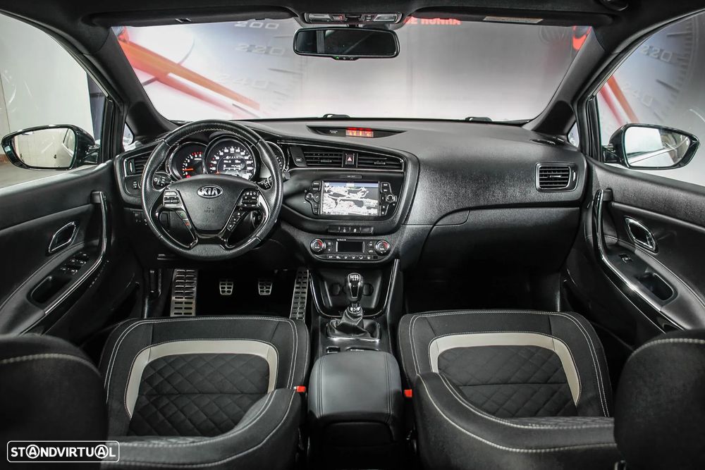 Kia Ceed 1.6 CRDi GT Line - 3