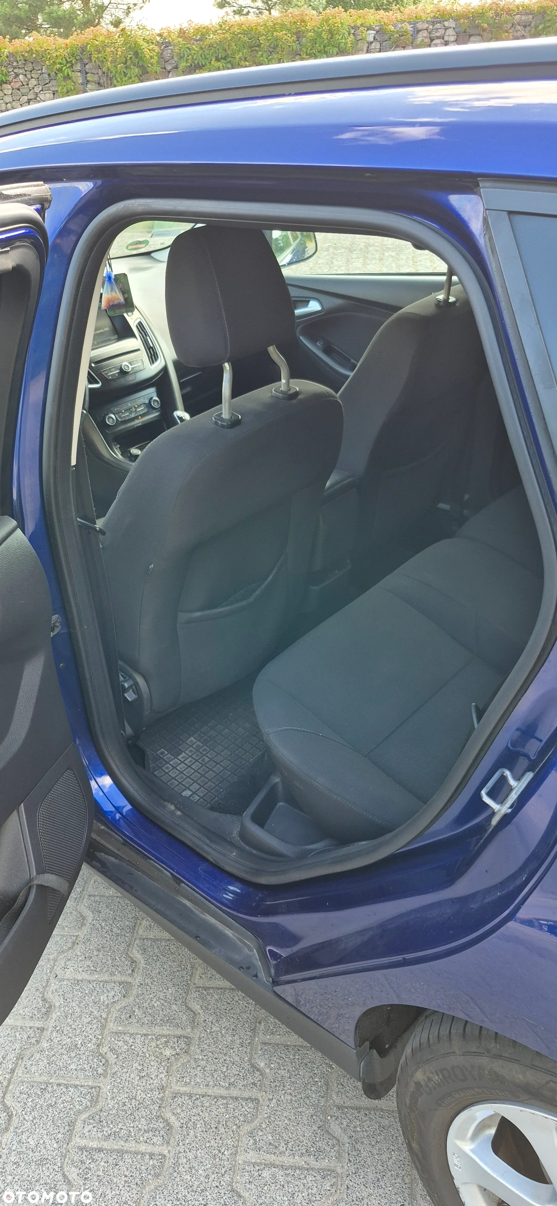 Ford Focus Turnier 1.5 EcoBlue Start-Stopp-System TITANIUM STYLE - 14