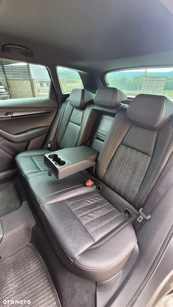 Skoda Karoq 1.5 TSI ACT 4x2 Sportline DSG - 11