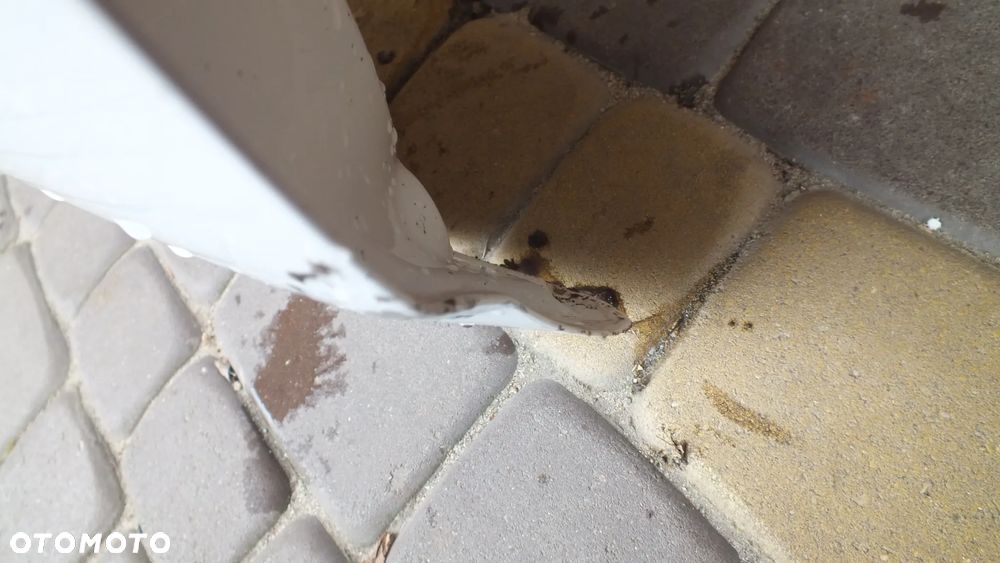 Klapa tylna Omoda 5 - 4