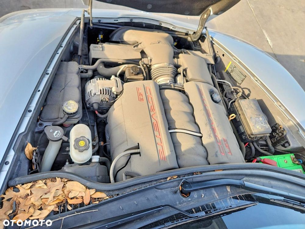 Chevrolet Corvette - 11