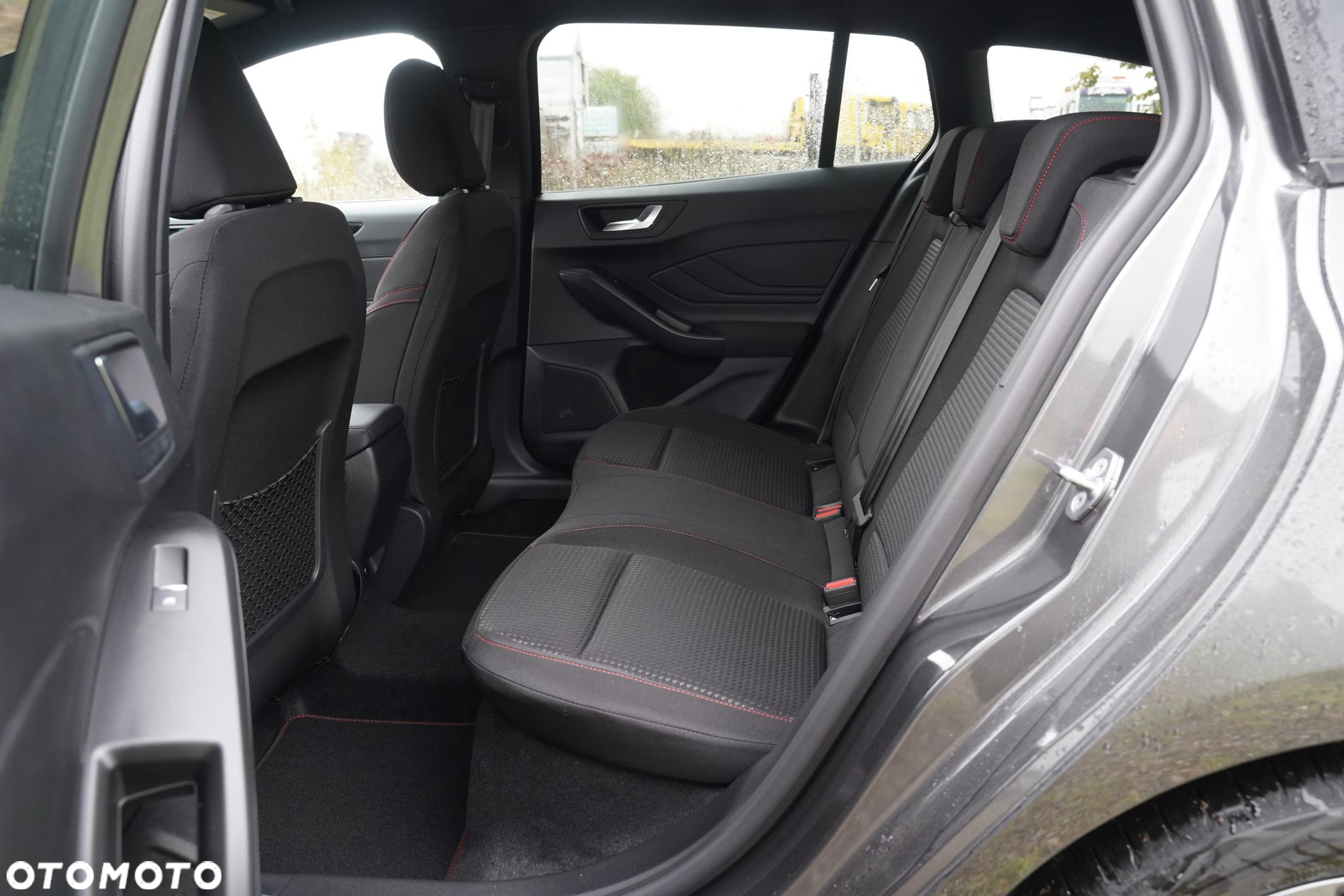 Ford Focus 1.0 EcoBoost mHEV ST-Line X - 9