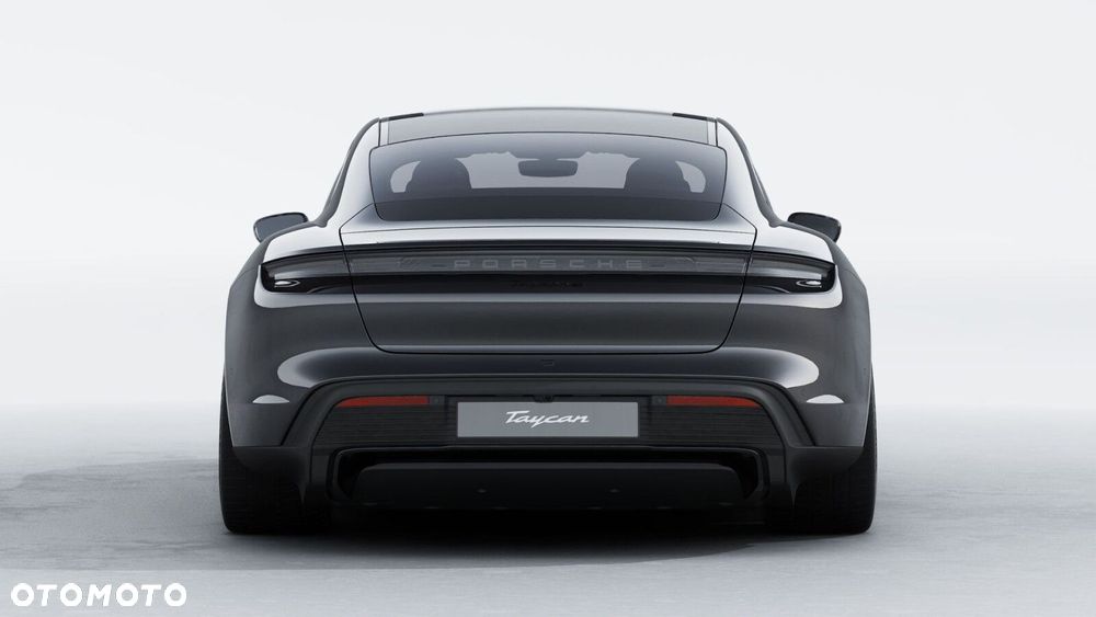 Porsche Taycan - 8