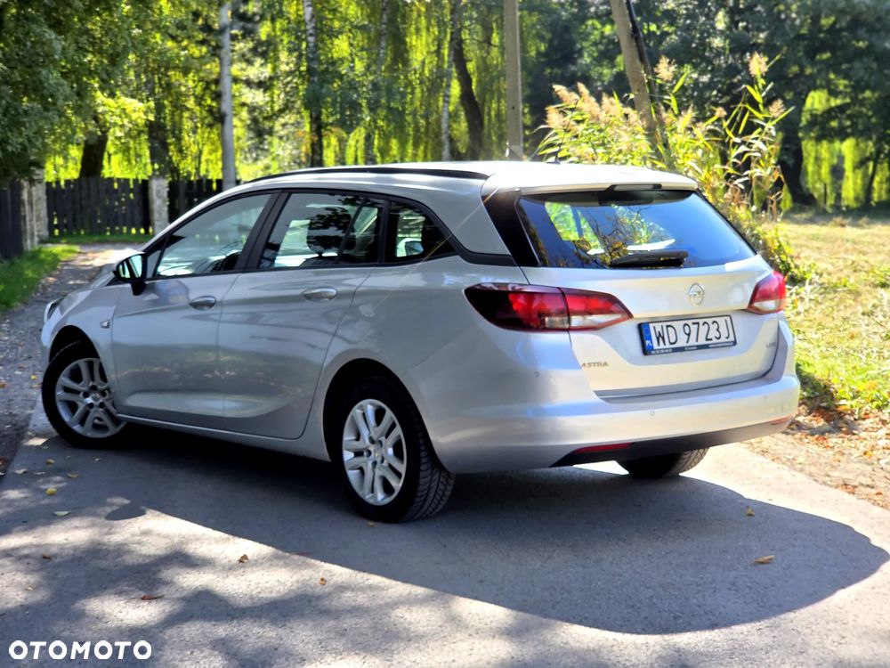 Opel Astra 1.6 CDTI Elite - 14
