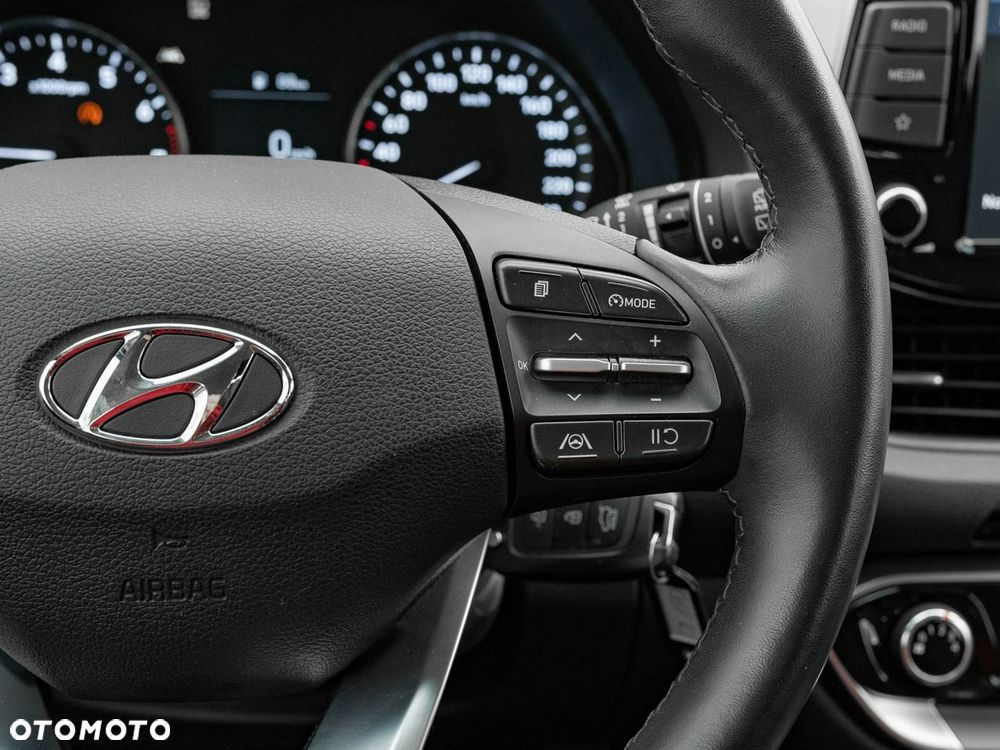 Hyundai i30 2022