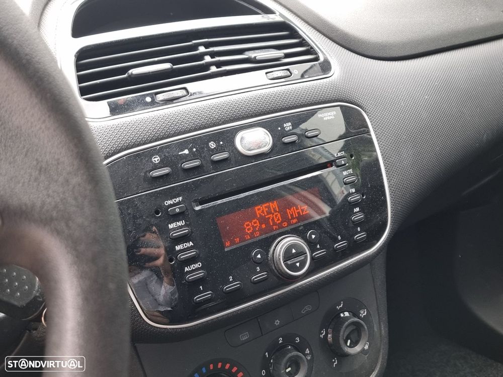 Fiat Punto 1.3 M-Jet Easy S&S - 9