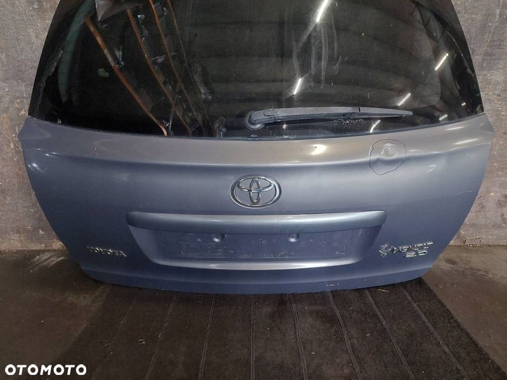 KLAPA BAGAŻNIKA TOYOTA AVENSIS T25 1E5 KOMBI - 2