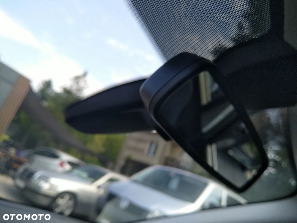 Ford Focus 1.0 EcoBoost Titanium - 28