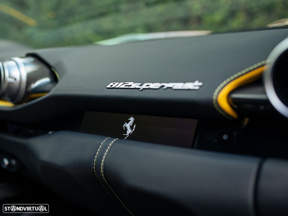 Ferrari 812 Superfast Standard - 40