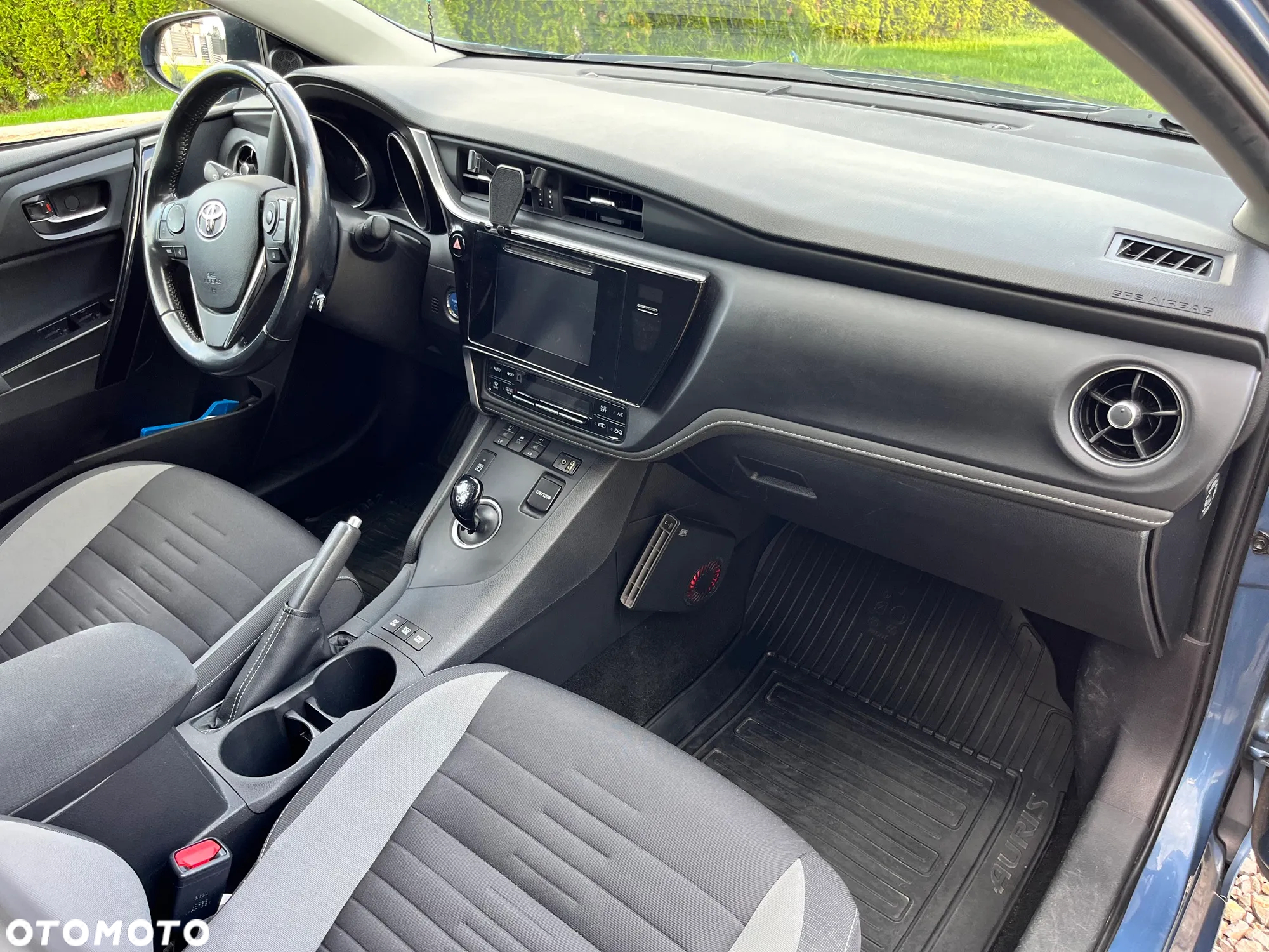 Toyota Auris Hybrid 135 Active - 14