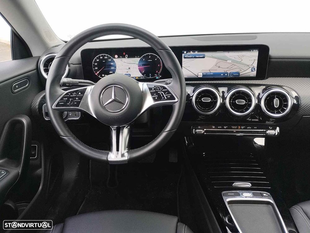 Mercedes-Benz CLA 180 d 7G-DCT Progressive - 3