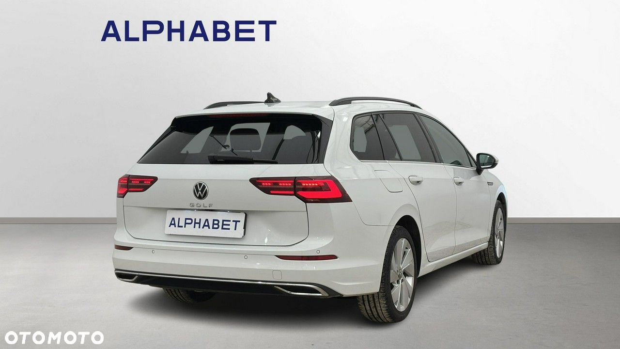 Volkswagen Golf - 6