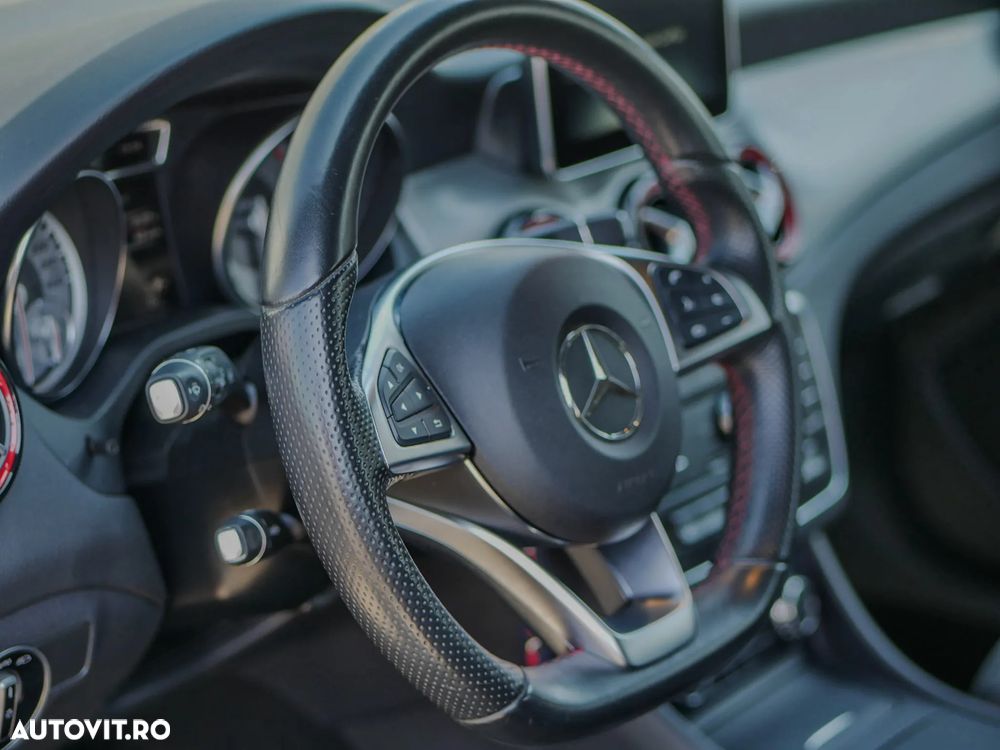 Mercedes-Benz CLA 250 Shooting Brake 4Matic 7G-DCT Sport - 14