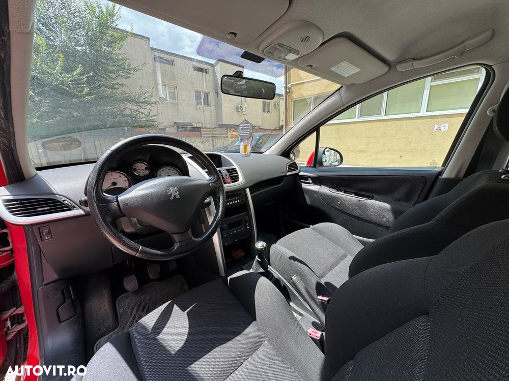 Peugeot 207 1.6HDI Sport - 9