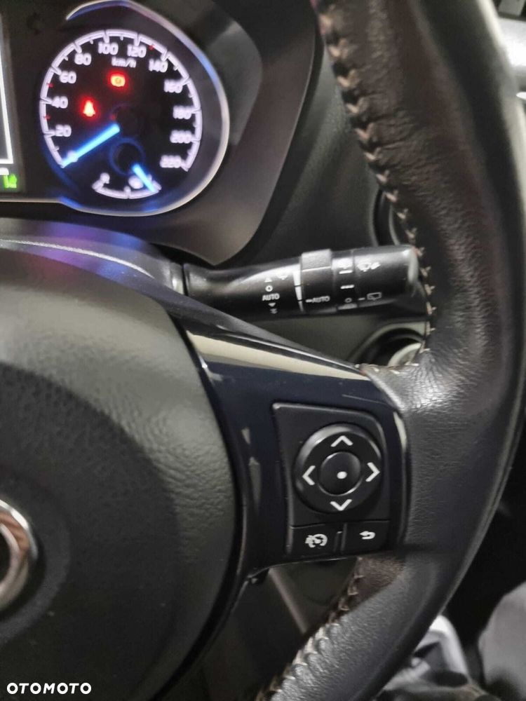 Toyota Yaris - 25