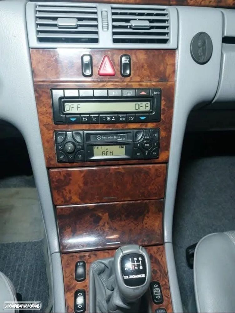 Mercedes-Benz E 220 CDI Avantgarde - 10