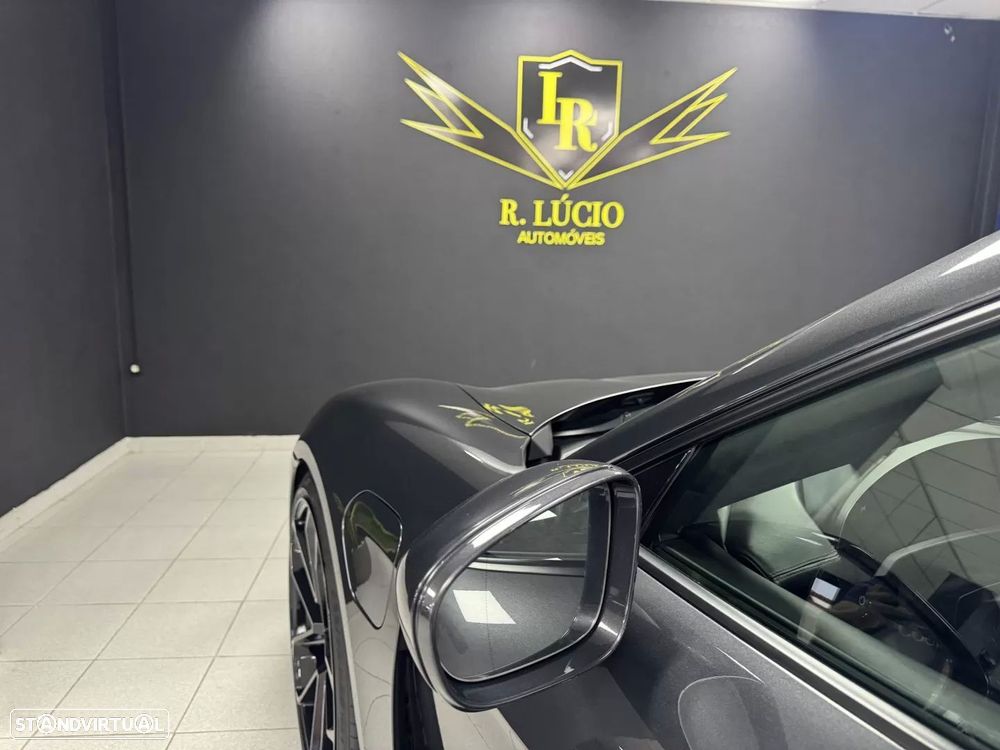 Porsche Taycan Standard - 43