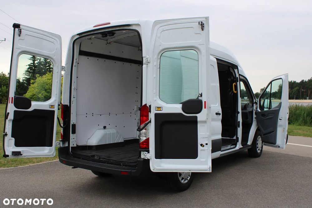 Ford Transit - 4
