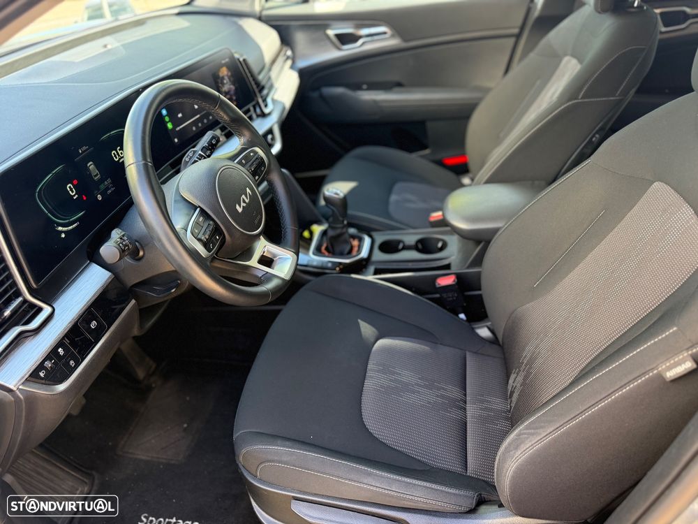 Kia Sportage 1.6 T-GDI Drive - 12