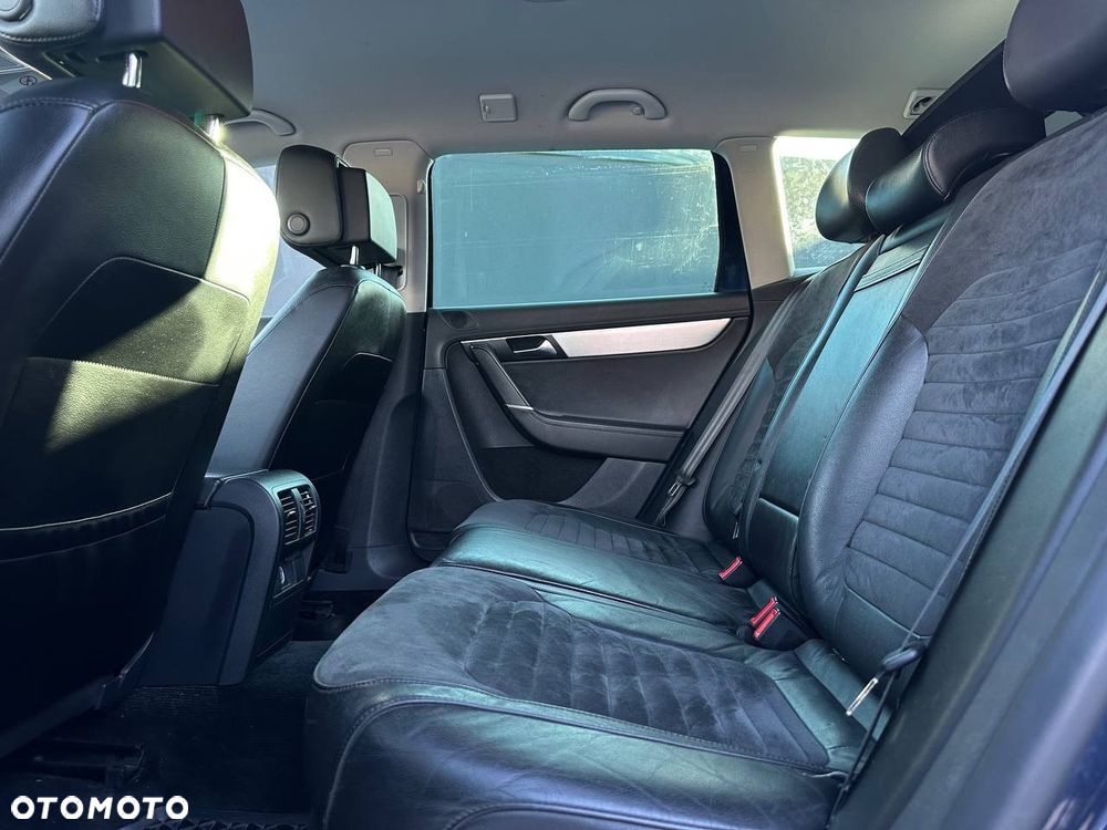 Volkswagen Passat 2.0 TDI 4Motion DSG BlueMotion Tech Comfortline - 23