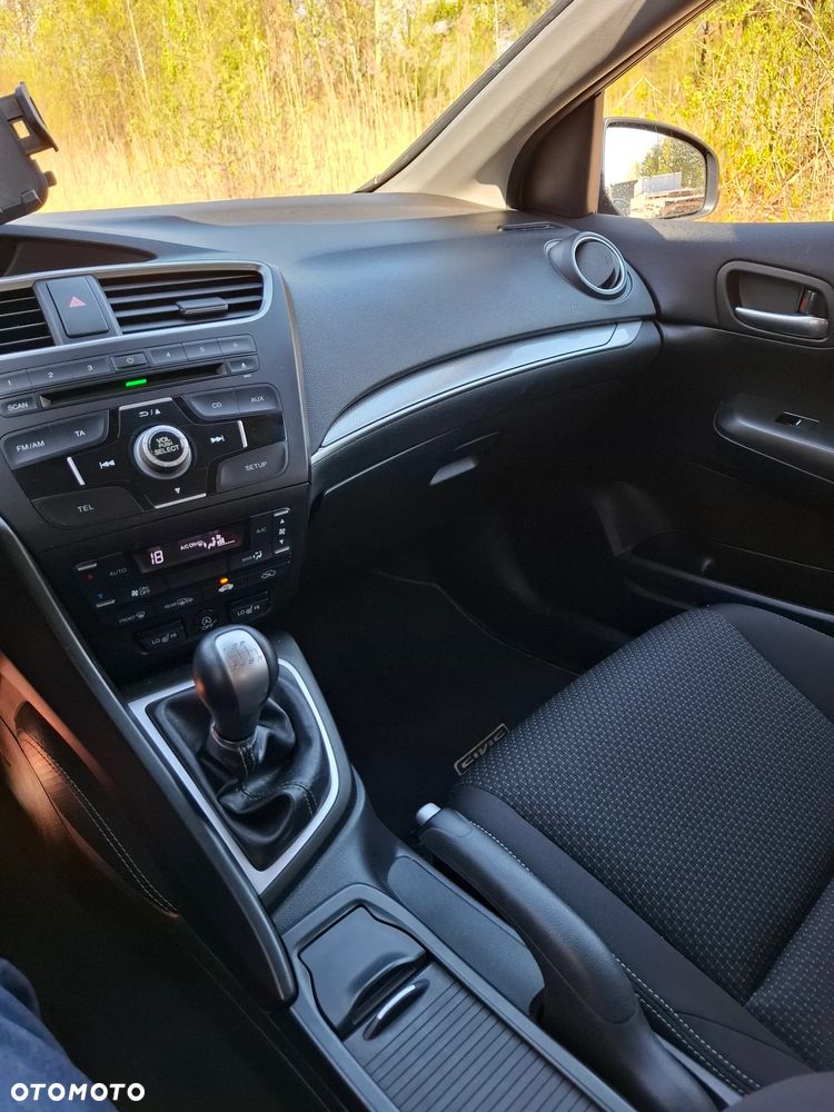 Honda Civic 1.4 i-VTEC Comfort - 6