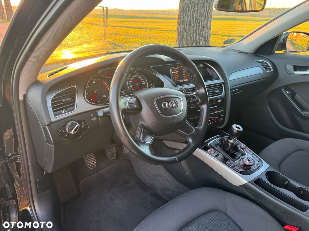 Audi A4 Avant 2.0 TDI ultra - 10