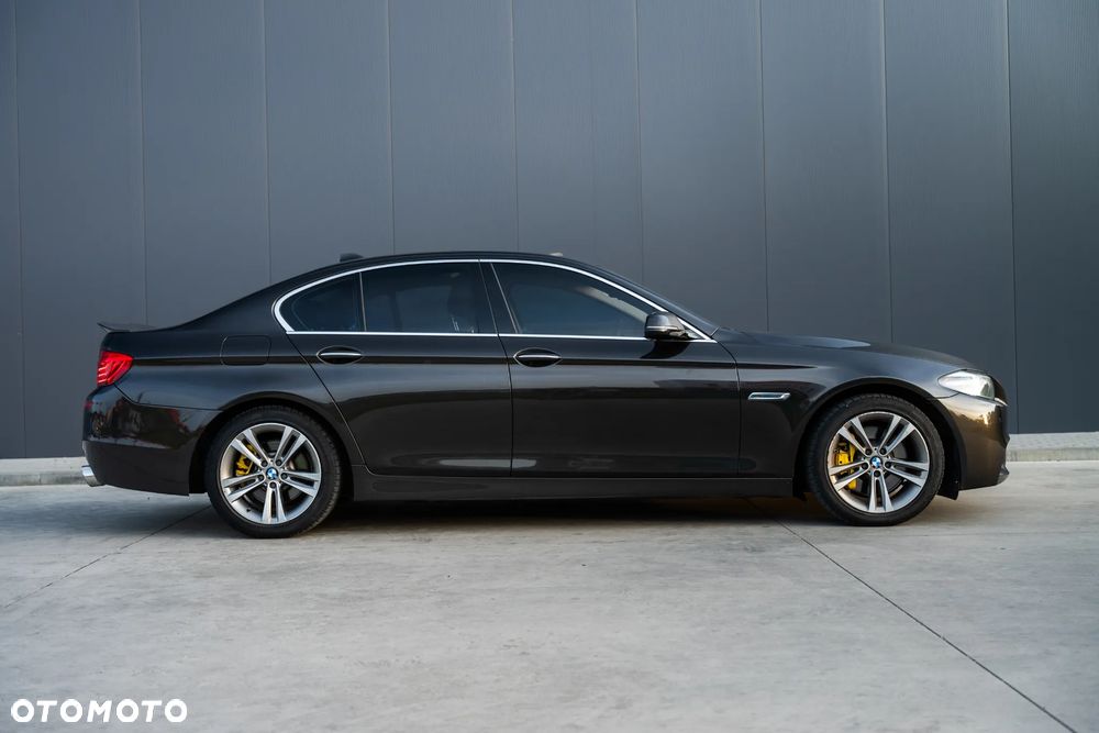 BMW Seria 5 535i xDrive - 4