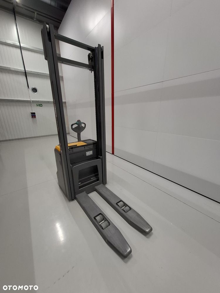 Jungheinrich EJC220 - 3