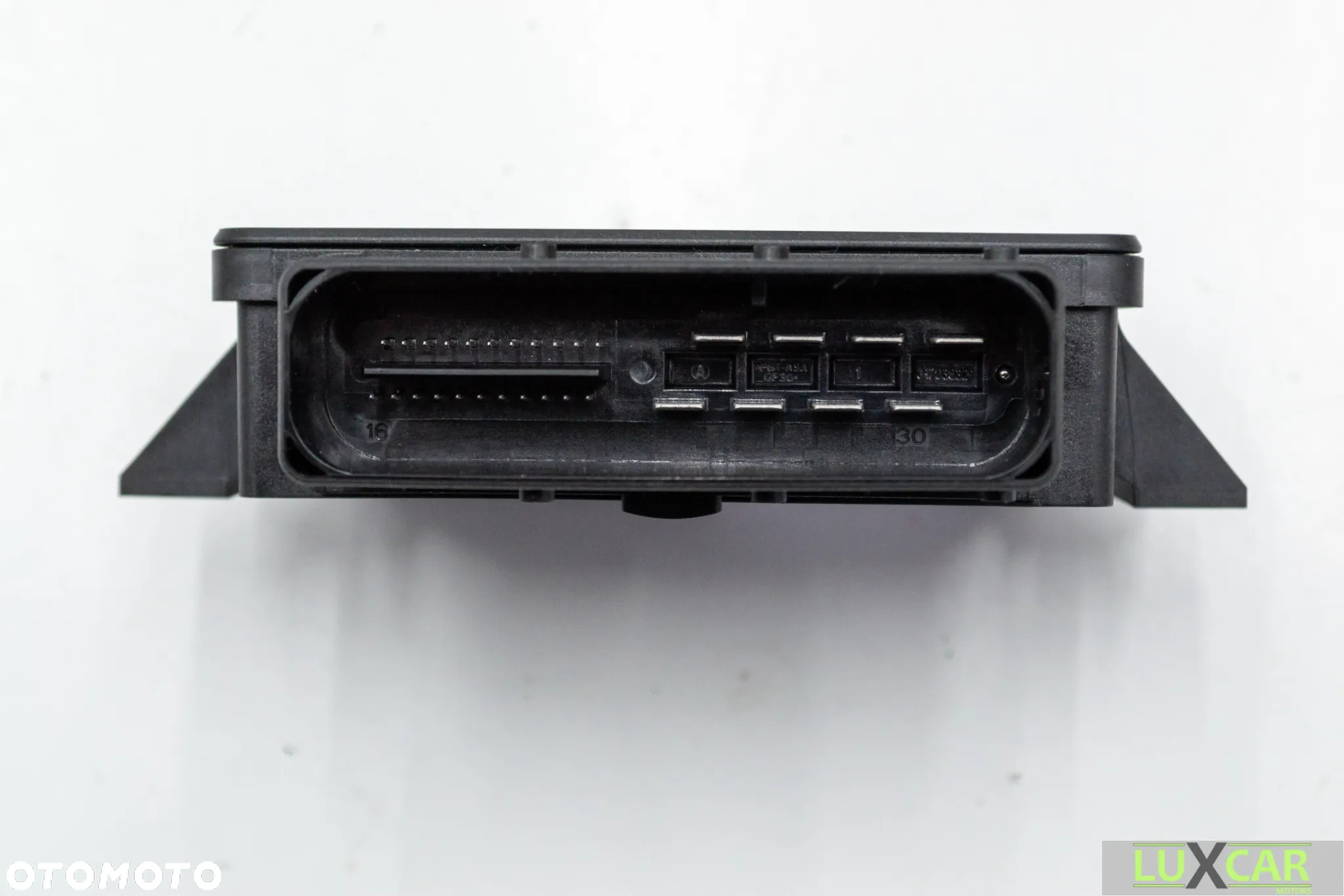 AUDI A4 B8 LIFT MODUŁ HAMULCA RĘCZNEGO 8K0907801J - 3