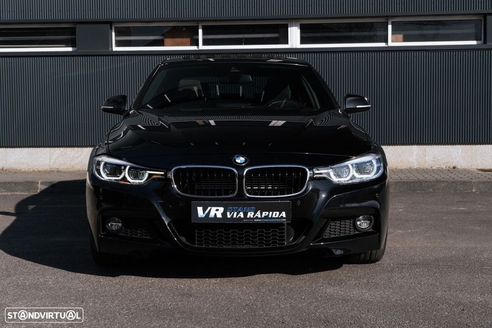 BMW 330 e iPerformance Pack M - 3