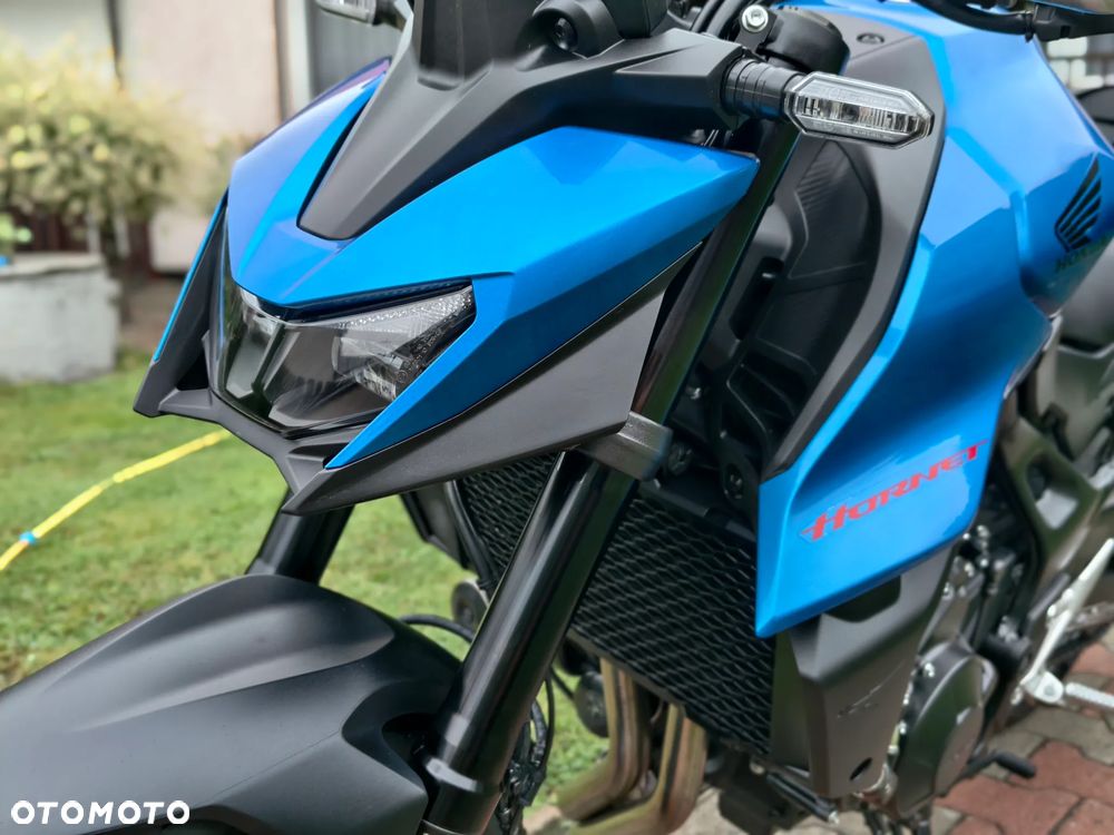Honda Hornet - 36