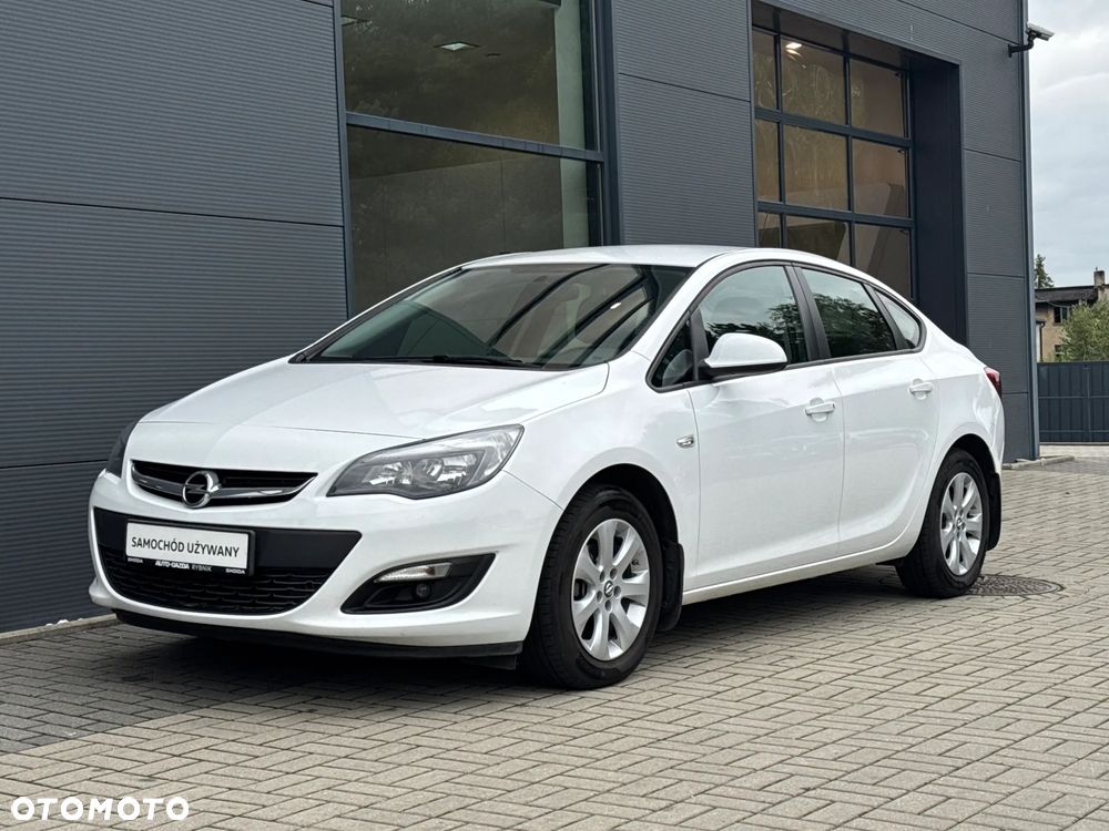 Opel Astra 1.6 EU6 - 2
