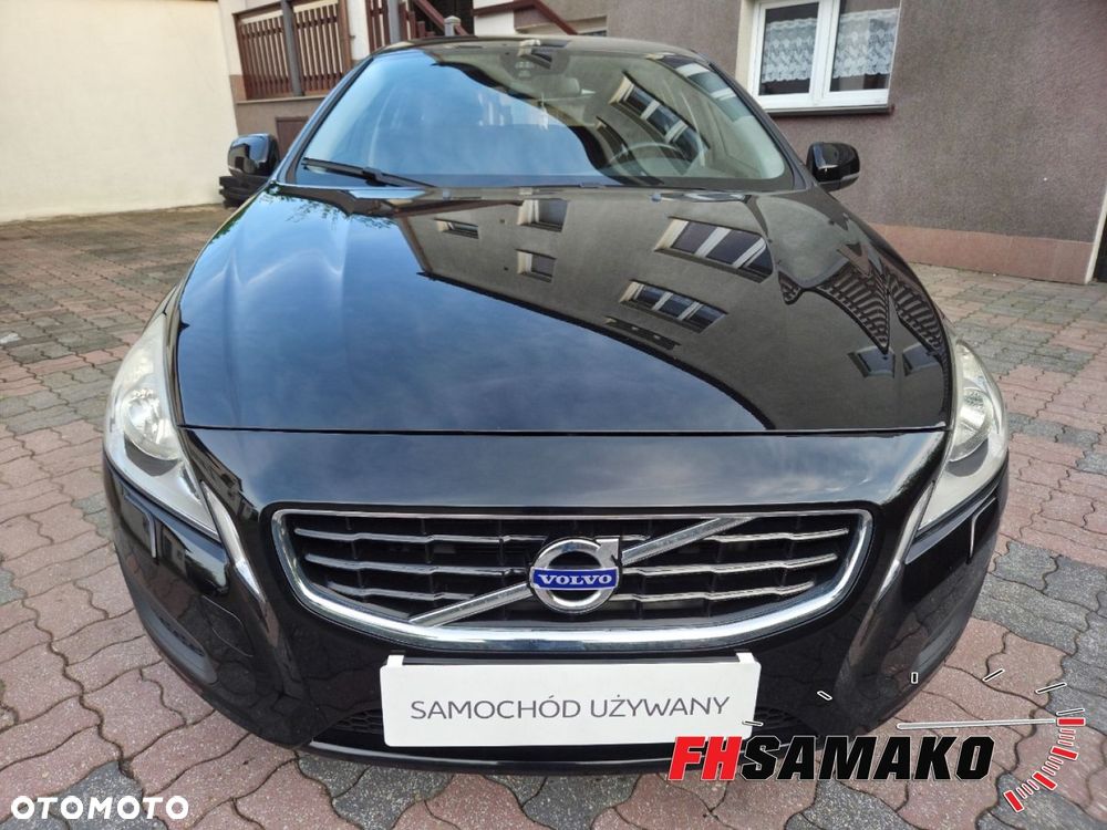 Volvo V60 - 11