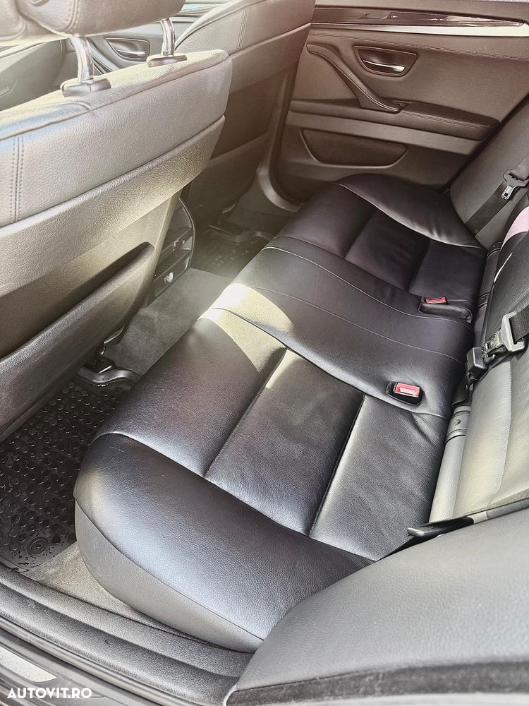 BMW Seria 5 520d Aut. - 10