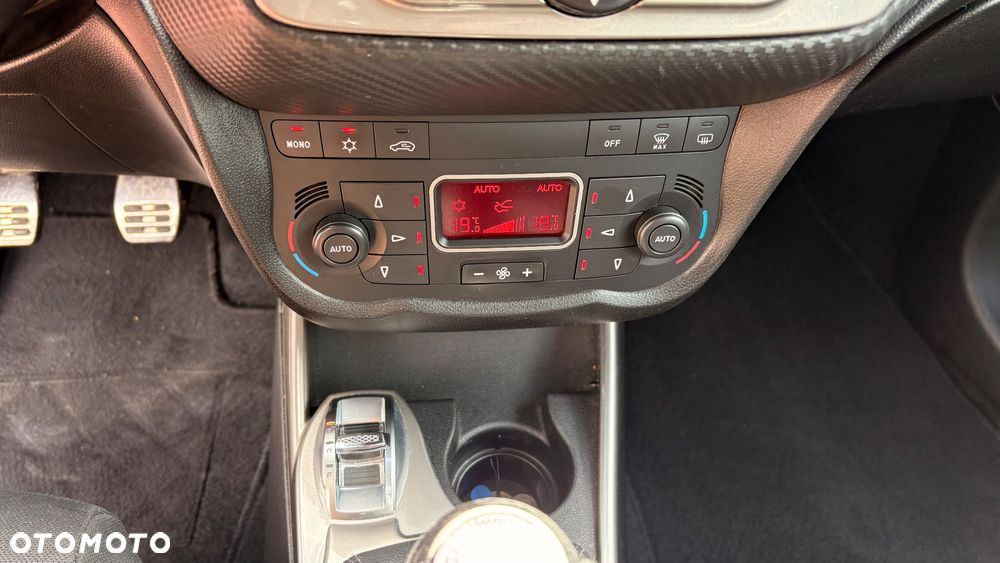 Alfa Romeo Mito 1.4 TB Distinctive - 15