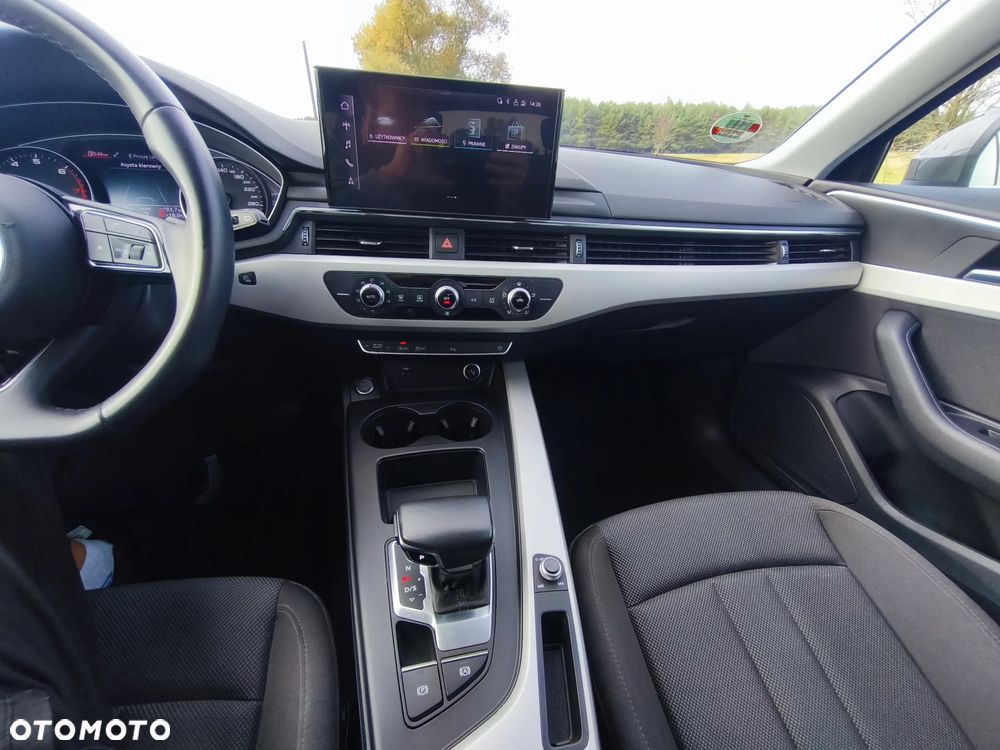 Audi A4 Avant - 22