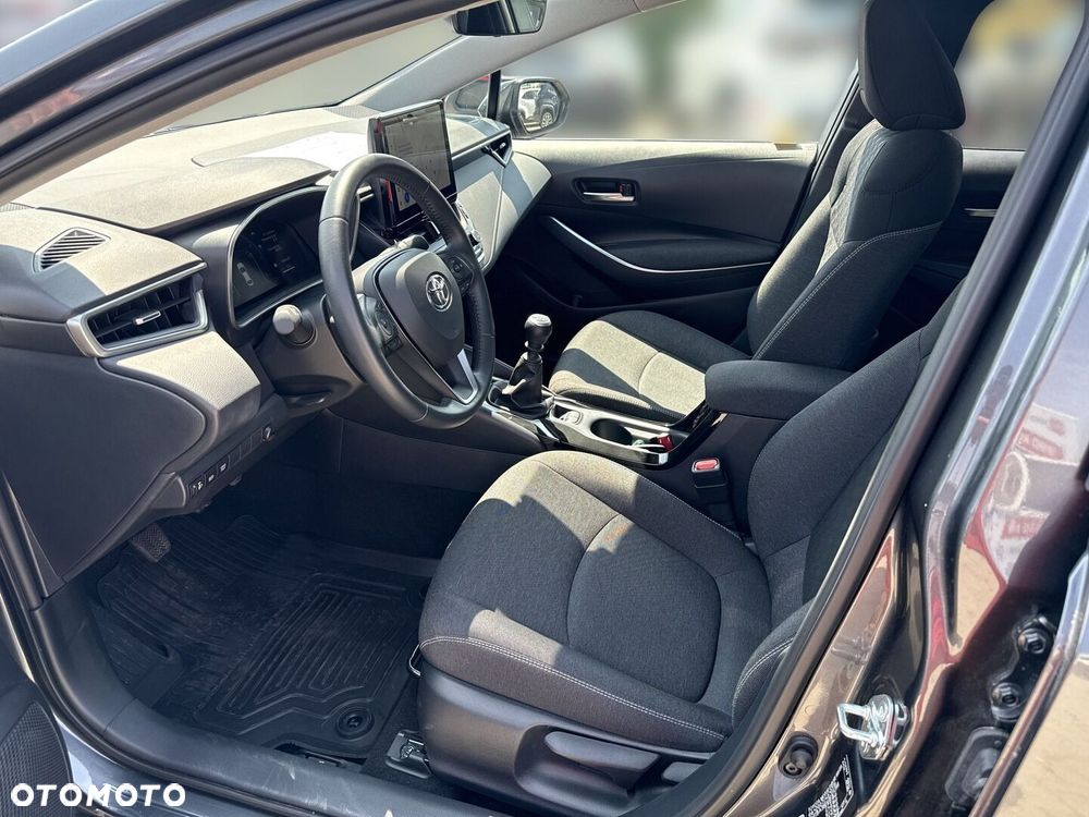 Toyota Corolla 1.5 Comfort - 9